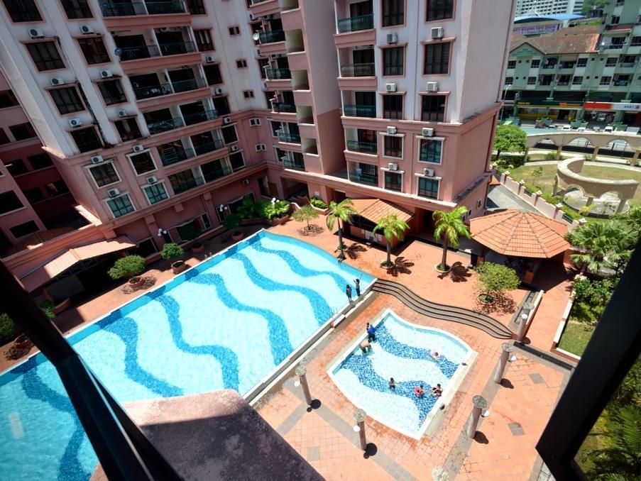 Kk Waterfront Suites At Marina Court Kota Kinabalu Exteriör bild